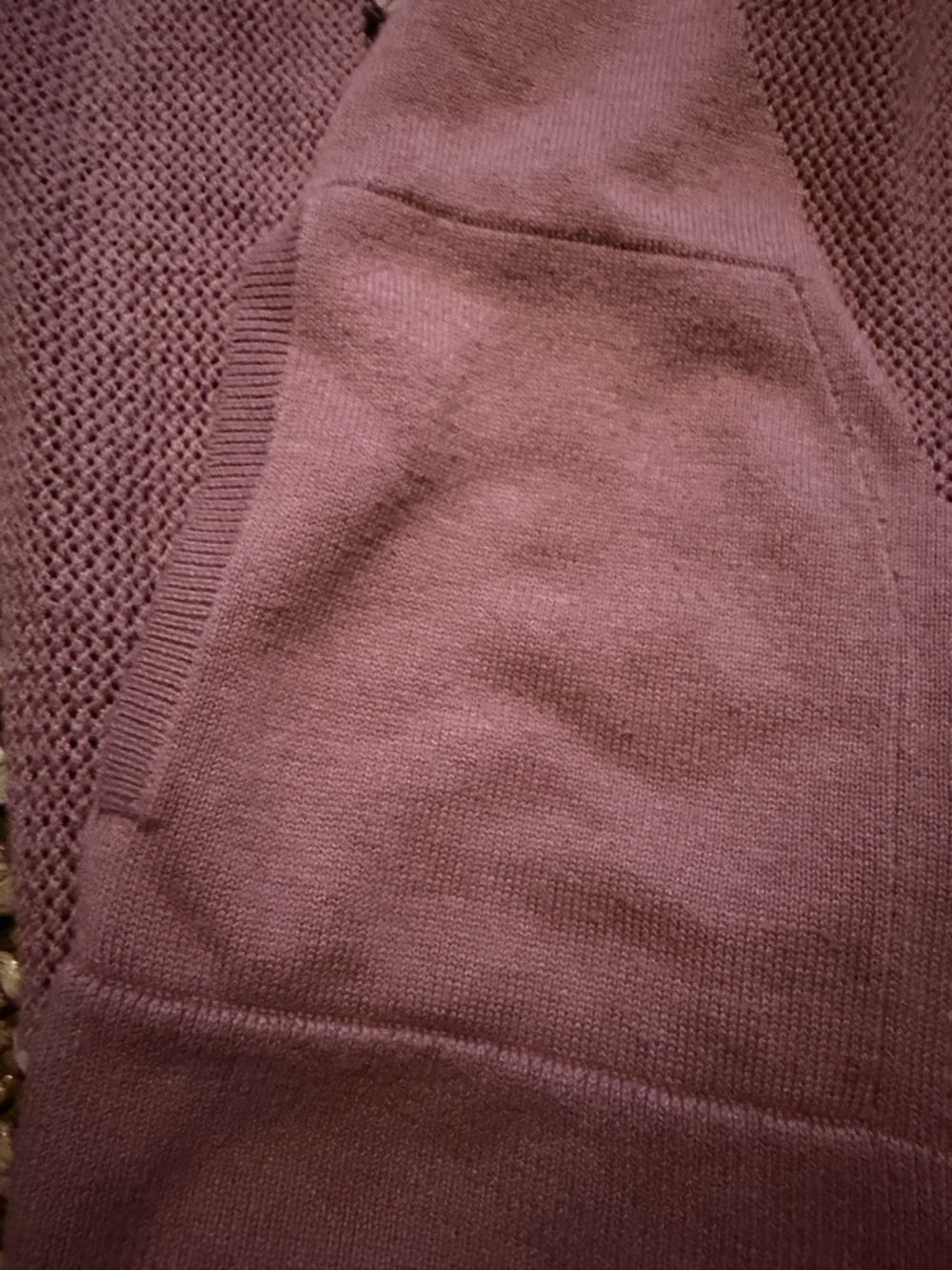 Lululemon Still Movement Wrap
Heathered Quicksand (123) - Picture 9 of 10